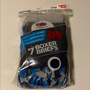 Fruit Of The Looms 7 Pack Boys Boxer Briefs.Size M